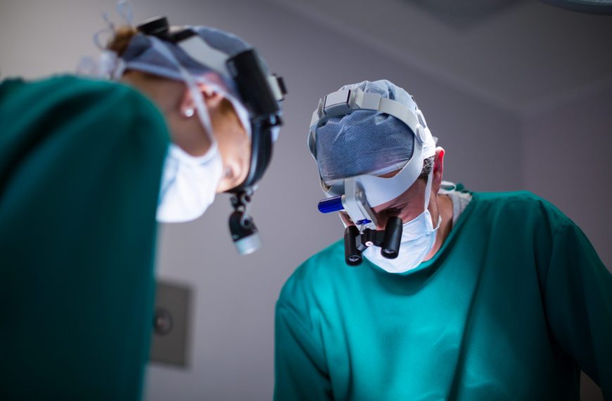 Cirug&iacute;a Laparosc&oacute;pica en el manejo del C&aacute;ncer Cervical