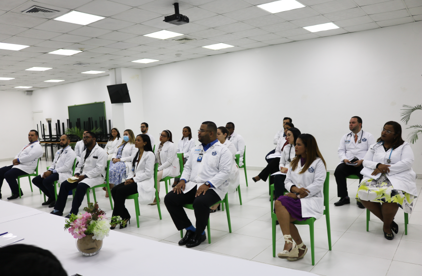 Bienvenida a los nuevos integrantes de la residencia m&eacute;dica INCART.